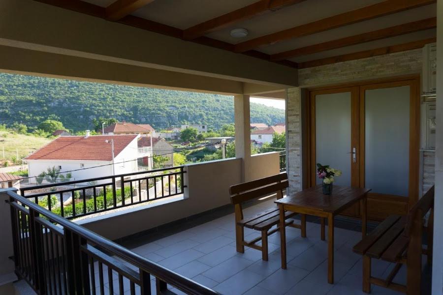 Apartments Ena Trebinje Bagian luar foto