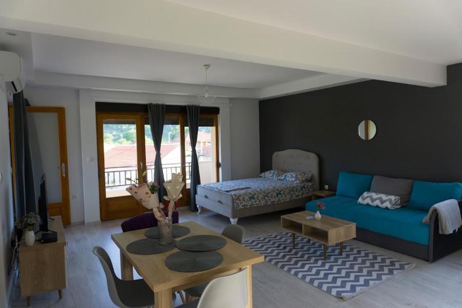 Apartments Ena Trebinje Bagian luar foto