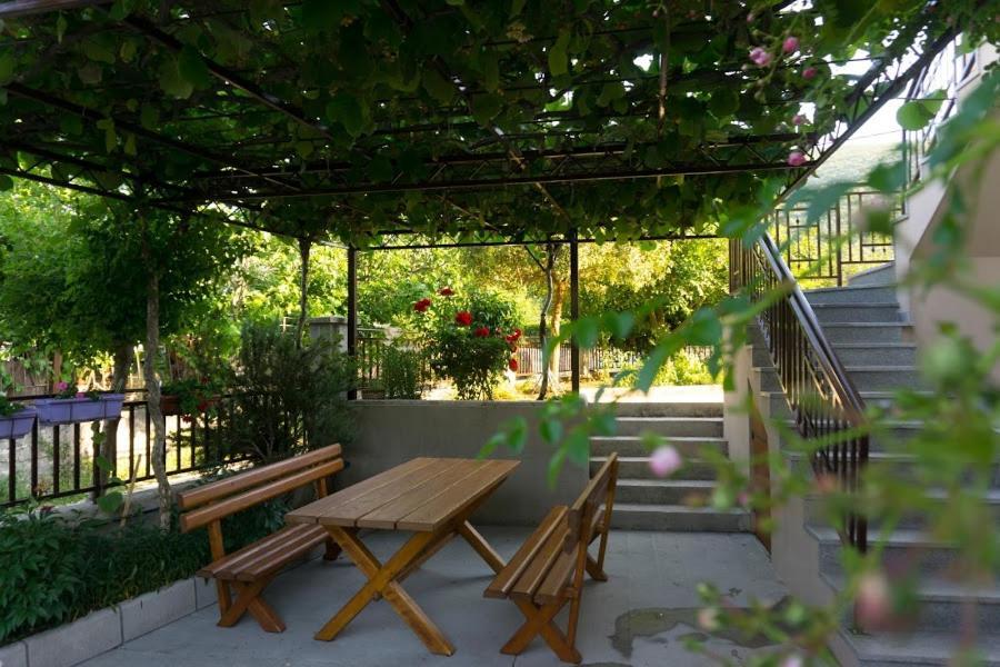 Apartments Ena Trebinje Bagian luar foto
