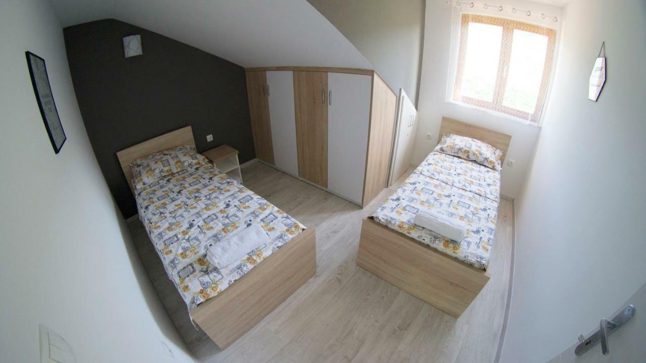 Apartments Ena Trebinje Bagian luar foto